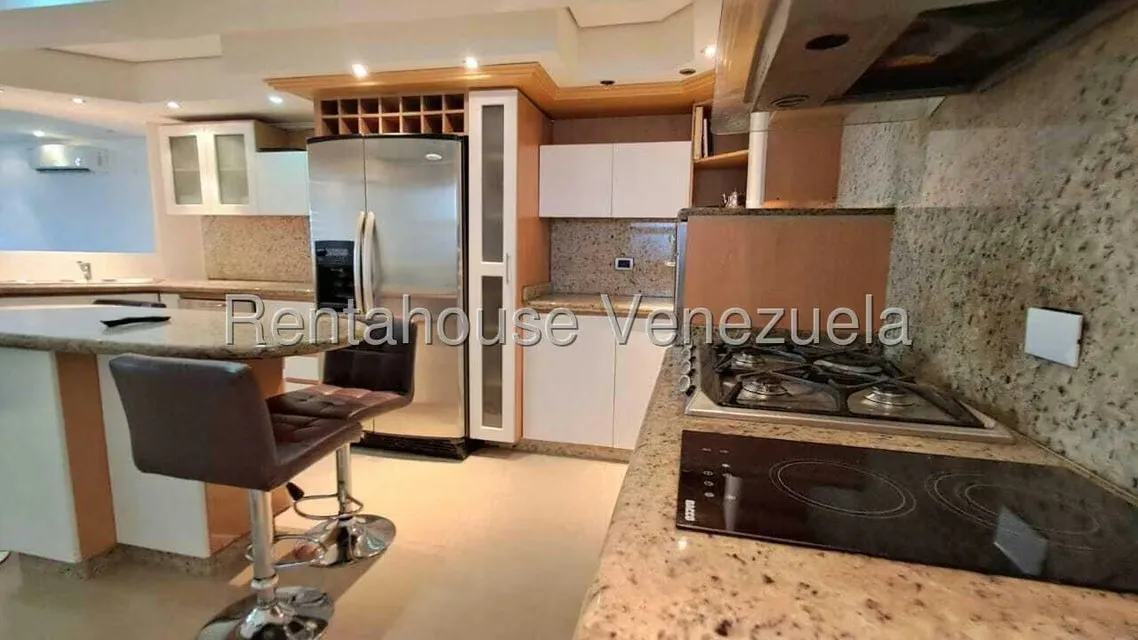 Apartamento (1 Nivel) en Alquiler en Ciudad Jardin, Carabobo - 26