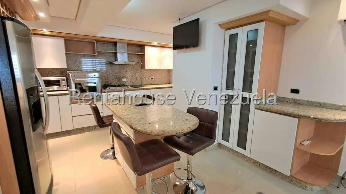 Apartamento (1 Nivel) en Alquiler en Ciudad Jardin, Carabobo - 28