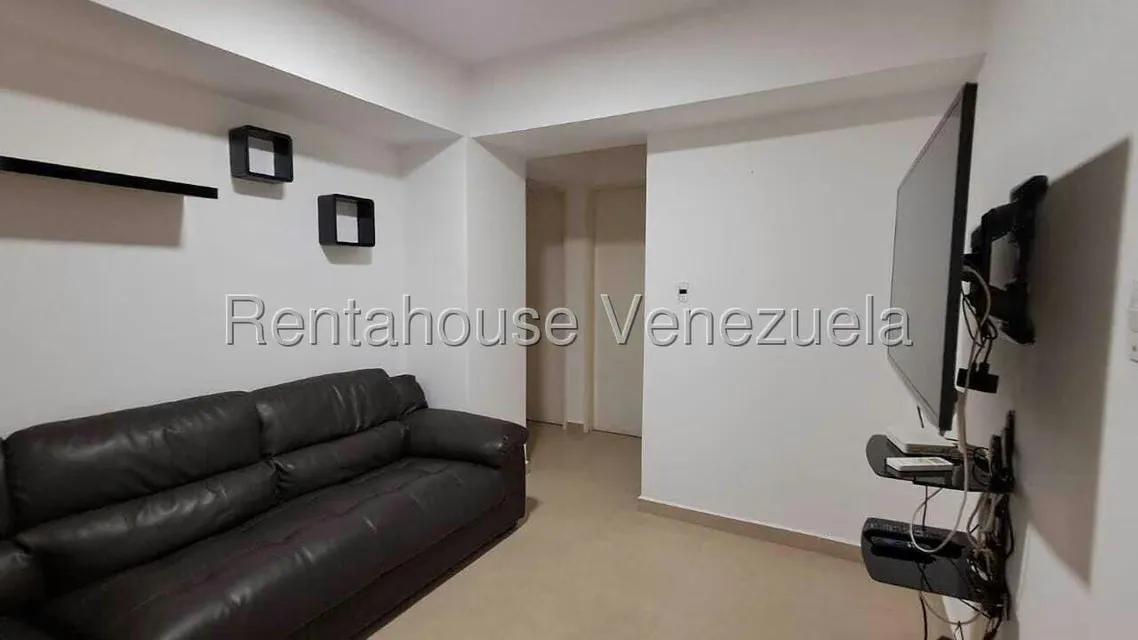 Apartamento (1 Nivel) en Alquiler en Ciudad Jardin, Carabobo - 32