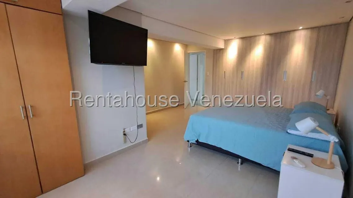 Apartamento (1 Nivel) en Alquiler en Ciudad Jardin, Carabobo - 43