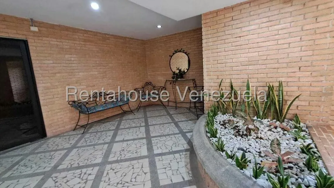 Apartamento (1 Nivel) en Alquiler en Ciudad Jardin, Carabobo - 6