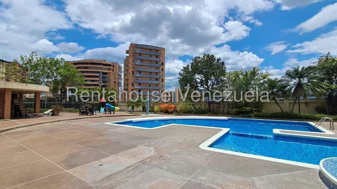 Apartamento (1 Nivel) en Alquiler en Ciudad Jardin, Carabobo - 57