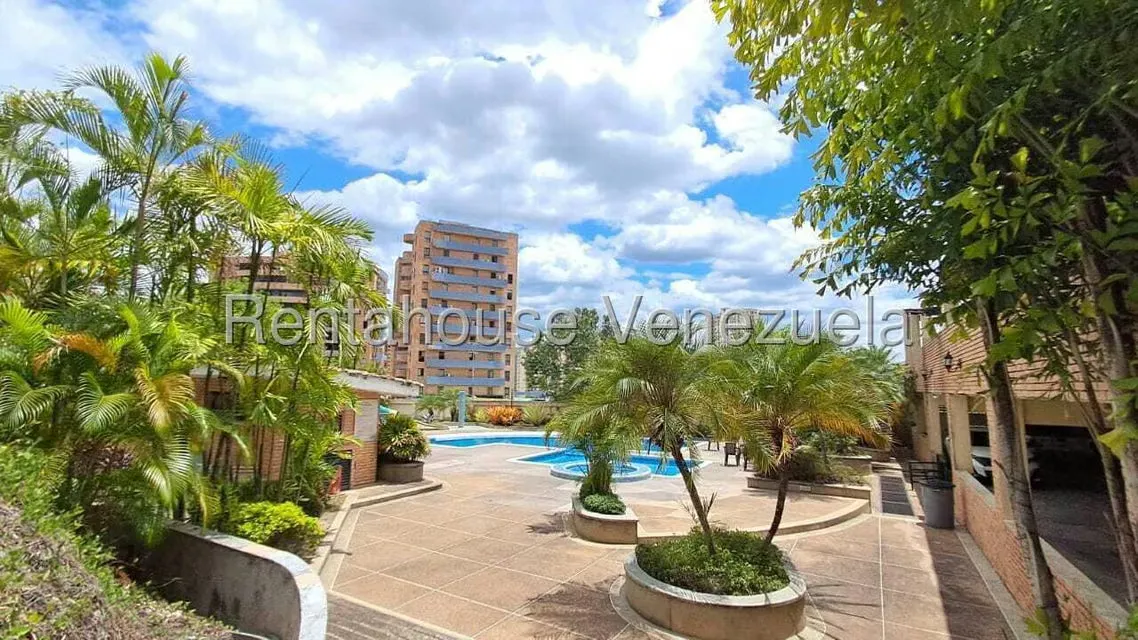 Apartamento (1 Nivel) en Alquiler en Ciudad Jardin, Carabobo - 58