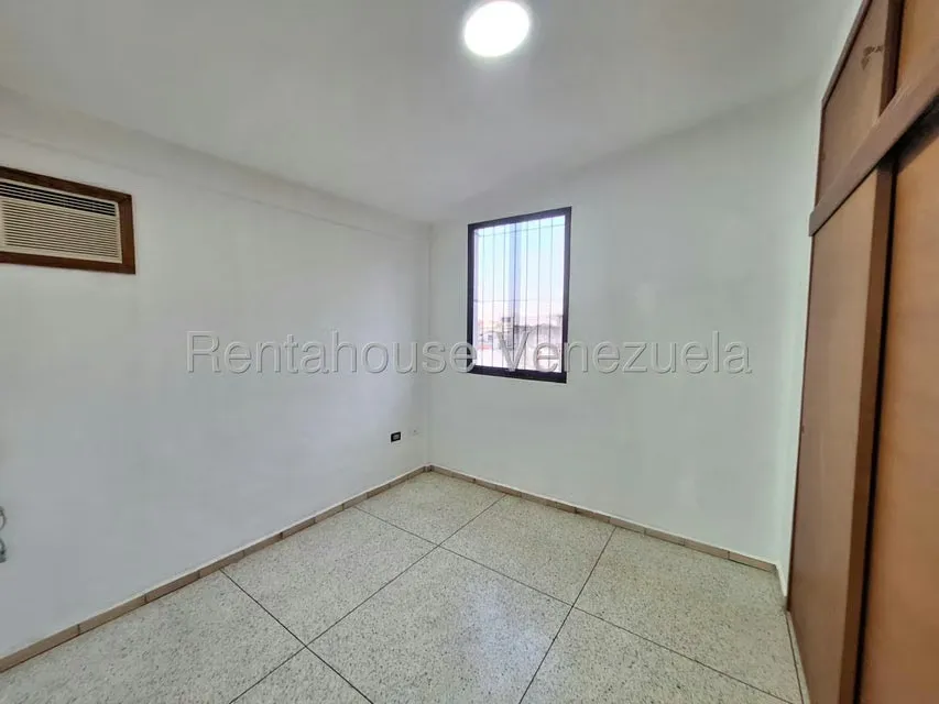 Casa (Duplex) en Venta en El Parral, Carabobo - 20