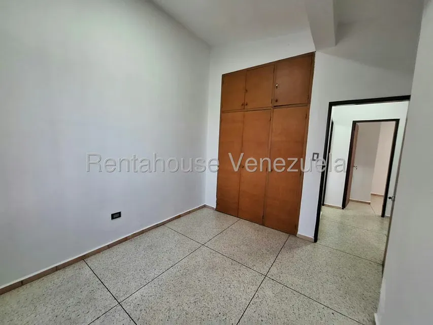 Casa (Duplex) en Venta en El Parral, Carabobo - 24