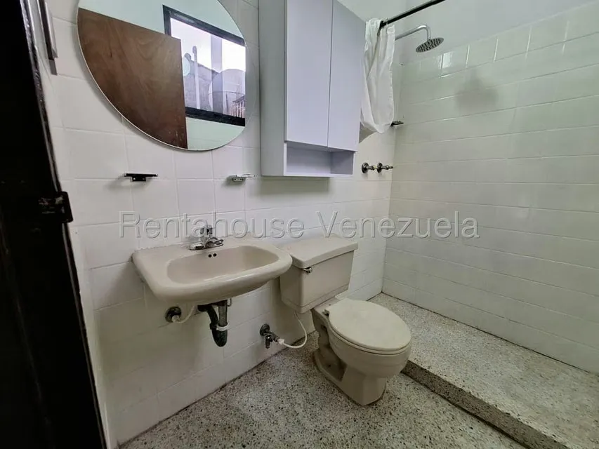 Casa (Duplex) en Venta en El Parral, Carabobo - 25