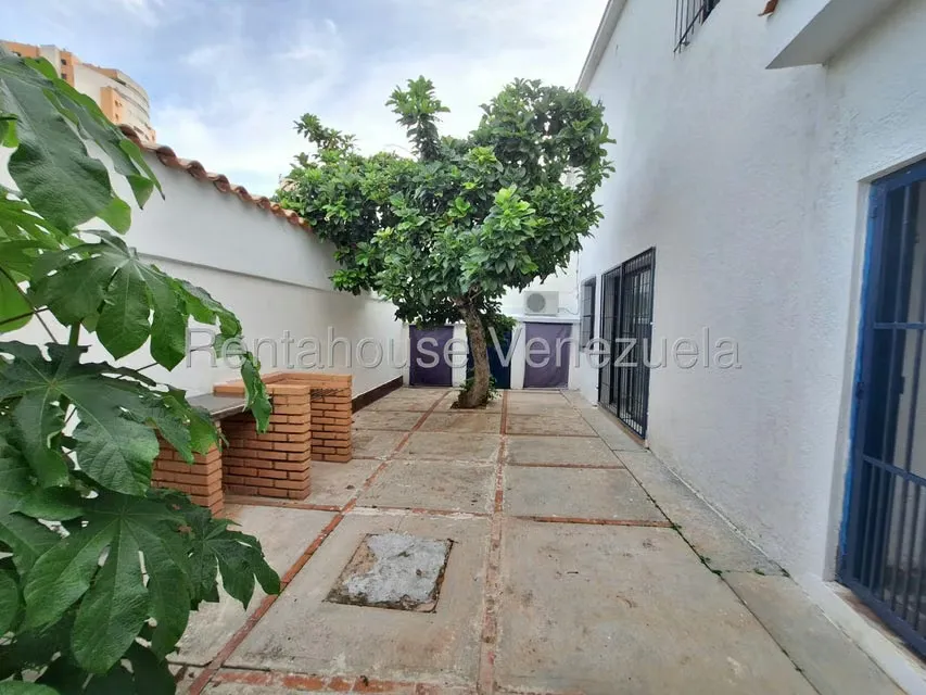Casa (Duplex) en Venta en El Parral, Carabobo - 26