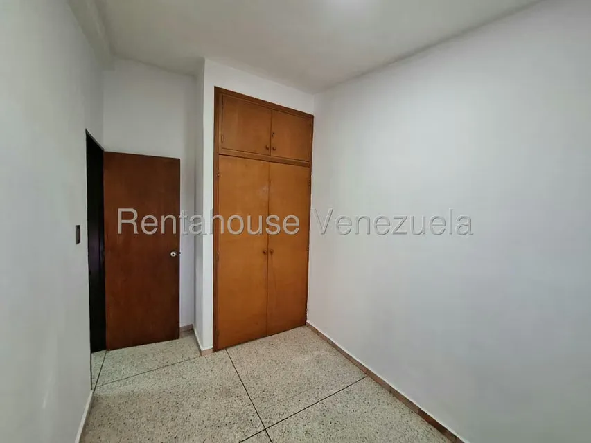 Casa (Duplex) en Venta en El Parral, Carabobo - 29
