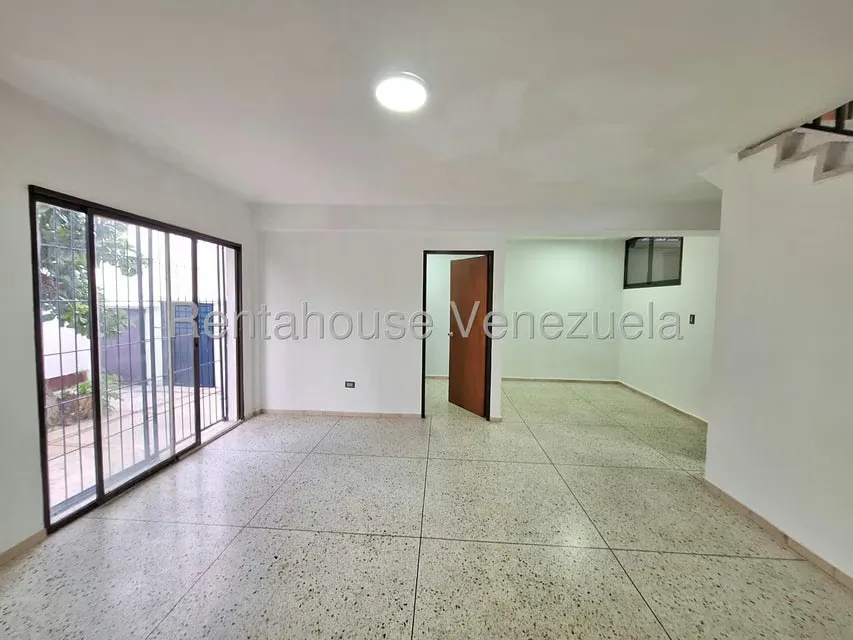 Casa (Duplex) en Venta en El Parral, Carabobo - 4