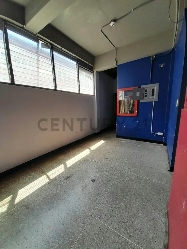 ALQUILER LOCAL PISO 1, EN LA TRINIDAD PARA DEPOSITO - 12