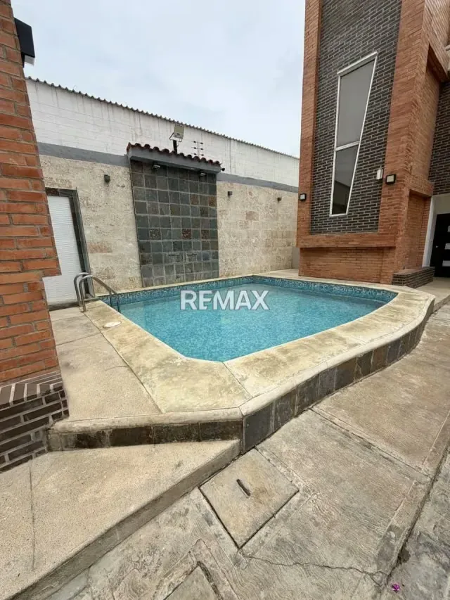 ¡Listo para Disfrutar! Espectacular Townhouse en Residencia Río de la Plata - 18