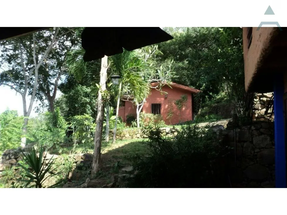 Se vende Hotel 34410,65m² Parque Nacional Mochima - 16