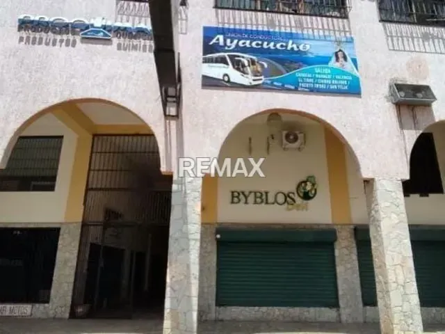 LOCAL EN AVENIDA 4 DE MAYO, ANTIGUO BYBLOS DELI - 2