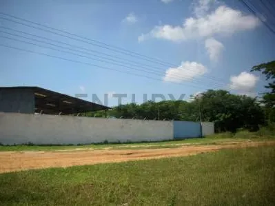 Venta de Terreno y Galpon Industrial en La Raiza Santa Teresa Charallave - 3