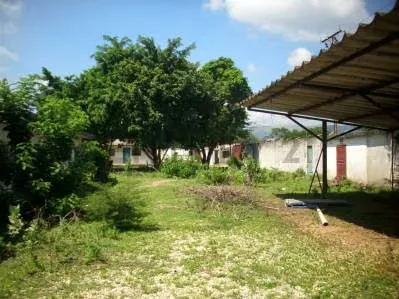 Venta de Terreno y Galpon Industrial en La Raiza Santa Teresa Charallave - 9