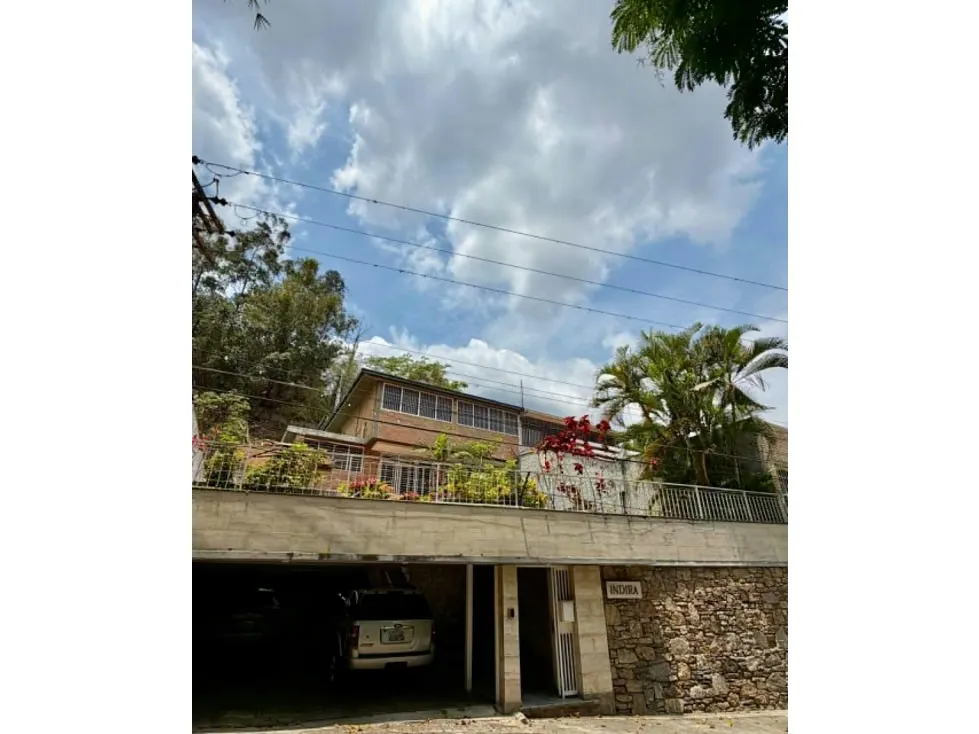 Casa en Venta en el Peñon 750mts/6H+s/6B+s/6PE