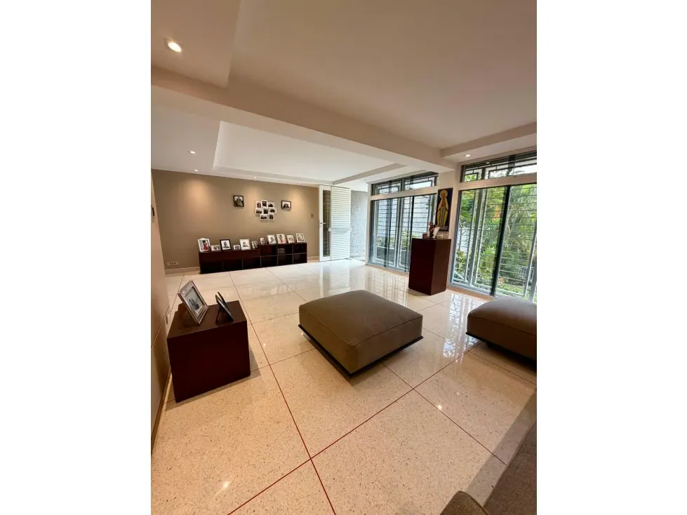 Casa en Venta en el Peñon 750mts/6H+s/6B+s/6PE - 3
