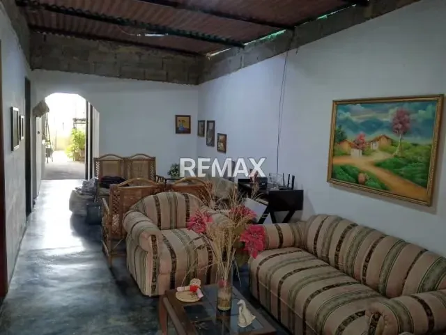 SE VENDE ESTA CASA, UBICADA EN LA MATA MUNICIPIO ESCUQUE - 4