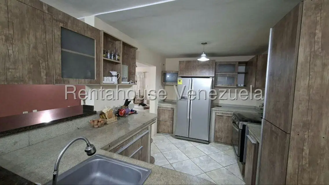 Townhouse (Duplex) en Alquiler en La 'L', Zulia - 7
