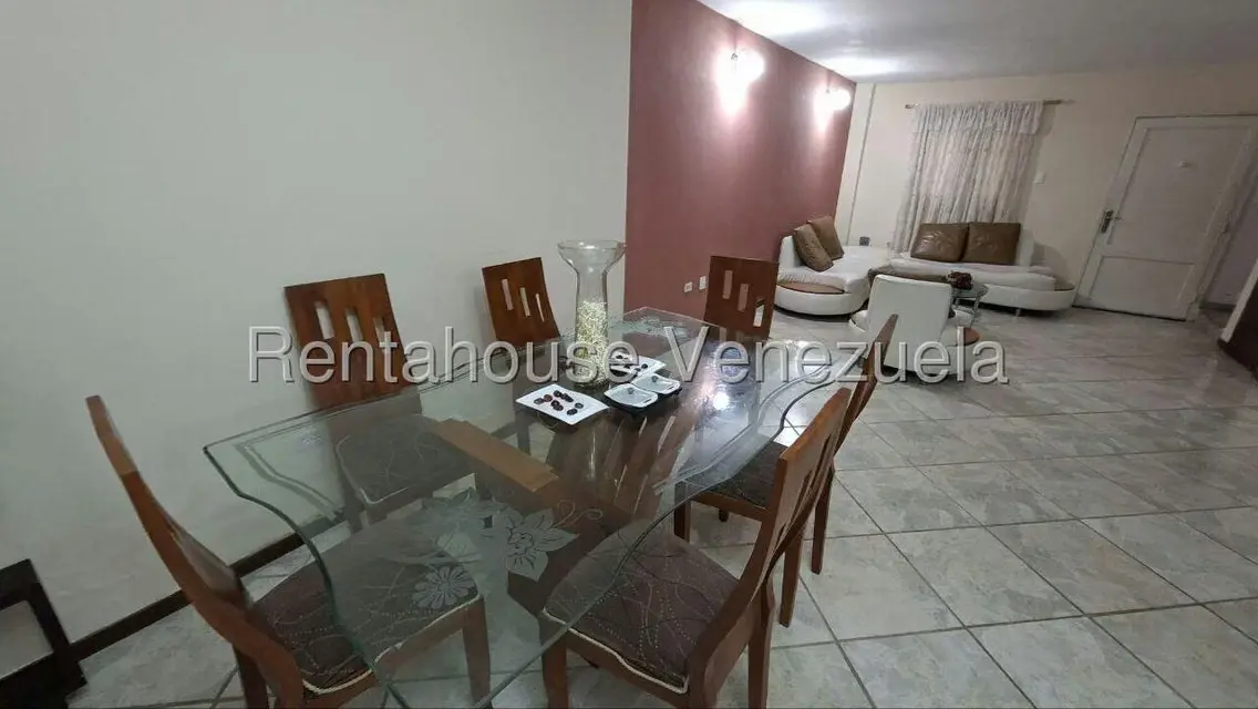 Townhouse (Duplex) en Alquiler en La 'L', Zulia - 9