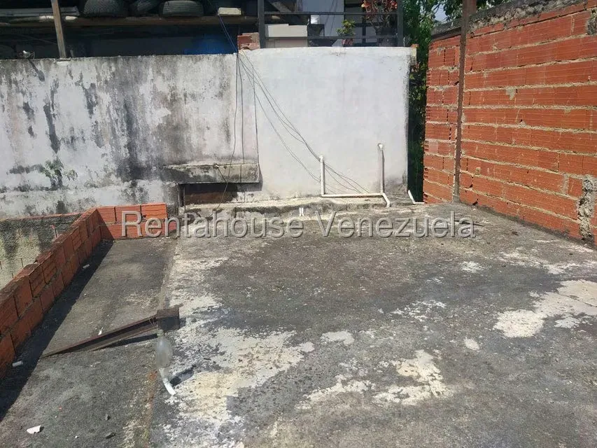 Casa (Multipes Niveles) en Venta en Lomas del Halcon, Distrito Metropolitano - 25