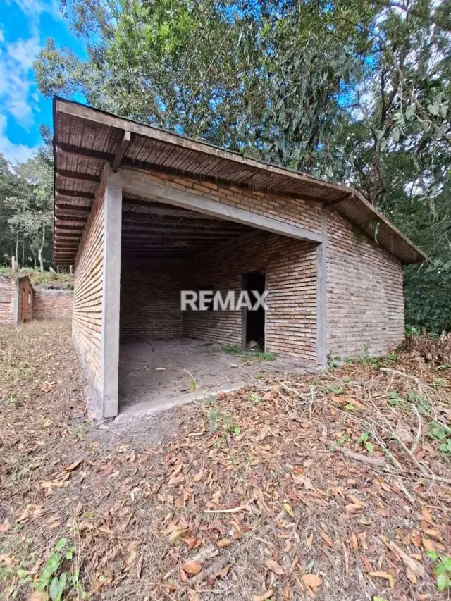 Se vende terreno con estructura para cabañas ideal para casas de campo - 6