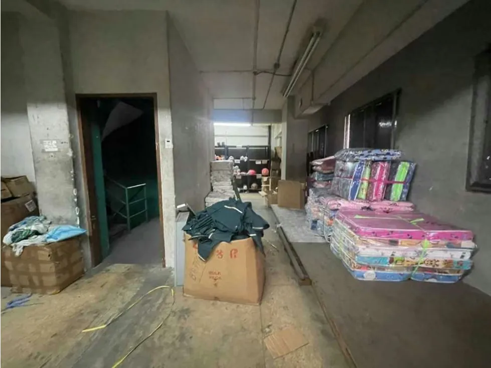 Se Vende Edificio 4 Pisos, 674 M2 en la Urbanización La Candelaria - 13