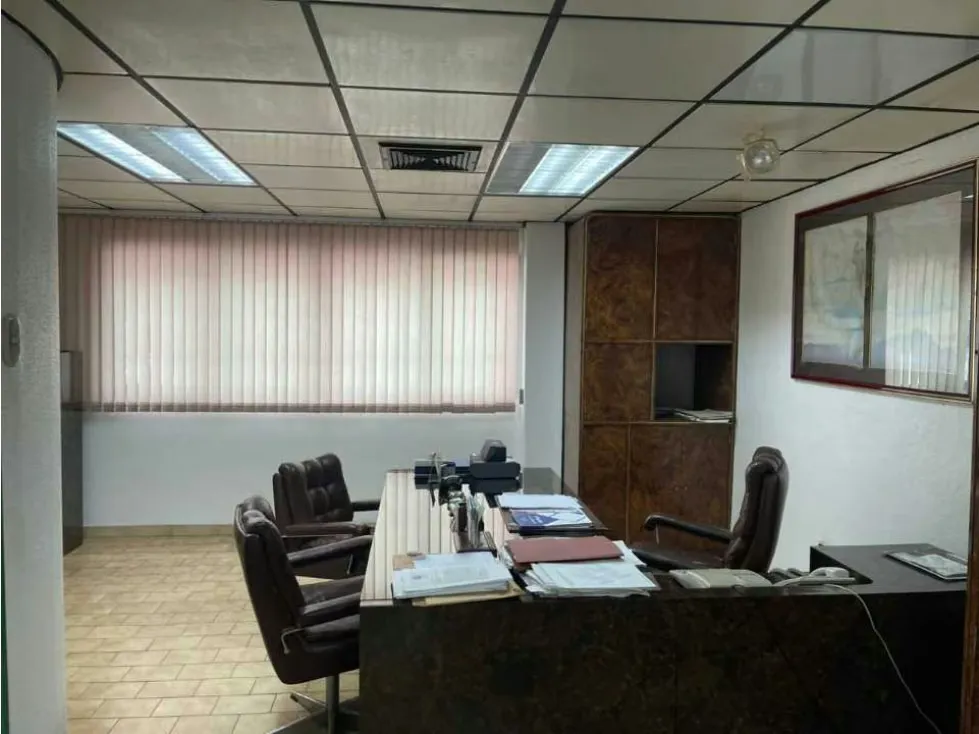 Se Vende Edificio 4 Pisos, 674 M2 en la Urbanización La Candelaria - 6