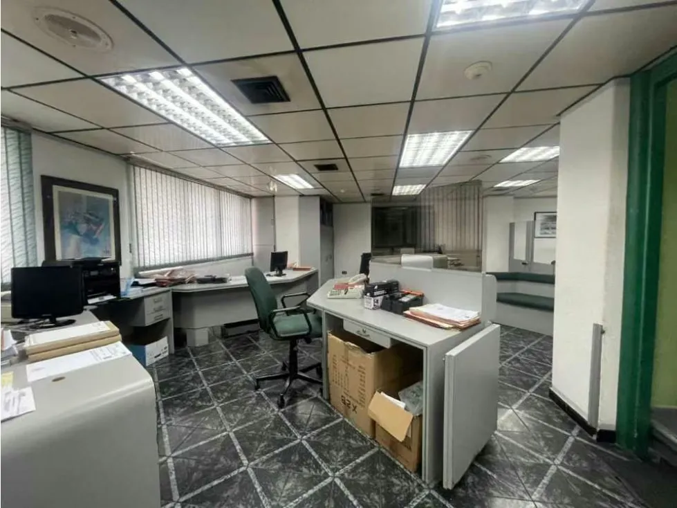 Se Vende Edificio 4 Pisos, 674 M2 en la Urbanización La Candelaria - 10