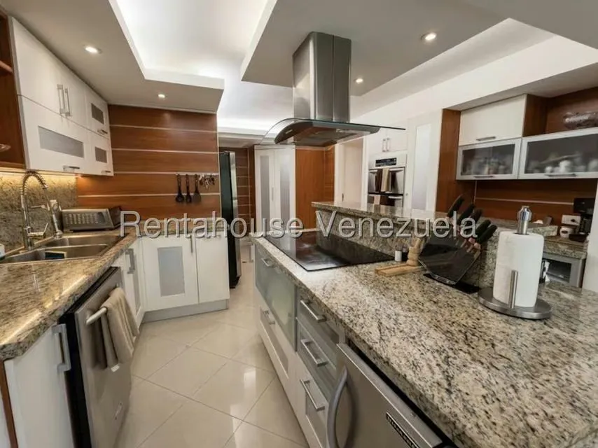 Apartamento (1 Nivel) en Venta en Lomas de La Lagunita, Distrito Metropolitano - 8