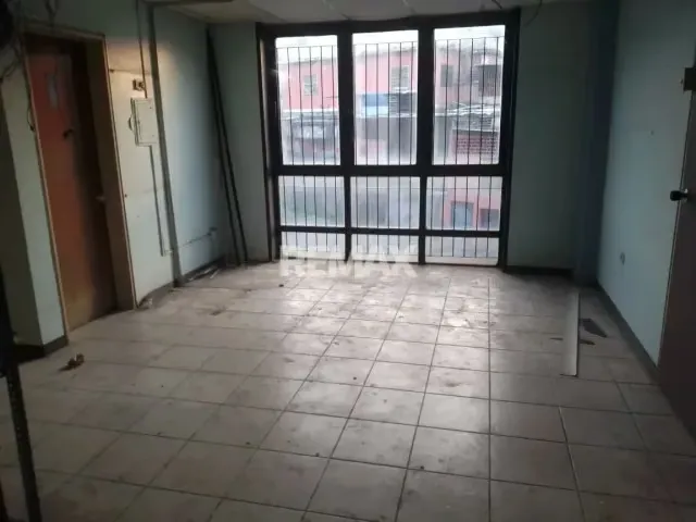 Alquiler de Local 48 Mtrs2, Mezz. M9, Edificio Compro Sector Las Barrancas, Guatire Venezuela - 6