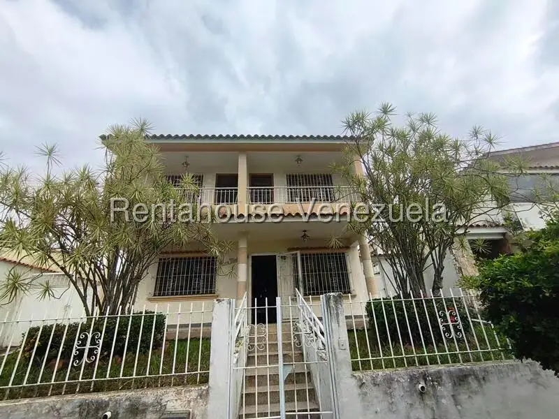 Casa (Duplex) en Venta en Trigal Norte, Carabobo