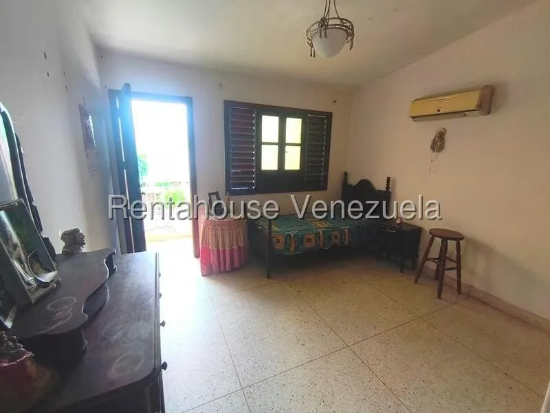 Casa (Duplex) en Venta en Trigal Norte, Carabobo - 22