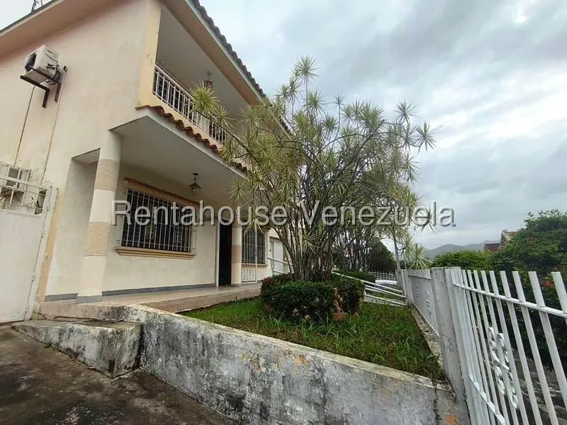 Casa (Duplex) en Venta en Trigal Norte, Carabobo - 33