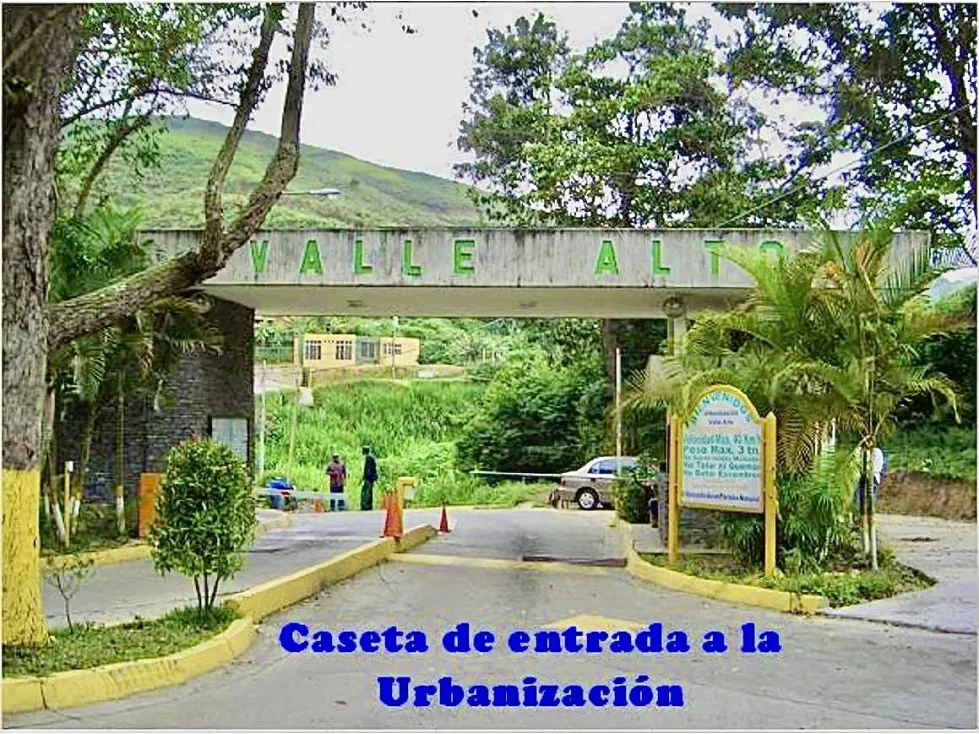 VENTA DE TERRENOS EN LOS TEQUES URB. VALLE ALTO DE 928 M2
