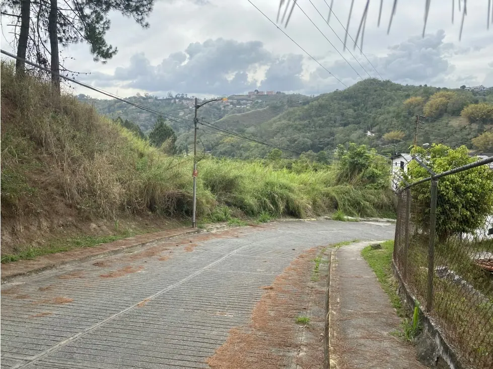 VENTA DE TERRENOS EN LOS TEQUES URB. VALLE ALTO DE 928 M2 - 4