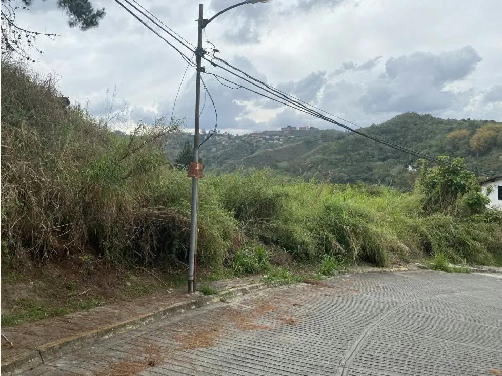 VENTA DE TERRENOS EN LOS TEQUES URB. VALLE ALTO DE 928 M2 - 5