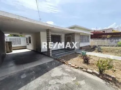 Vendo casa Comercial en Centro Este de Barquisimeto