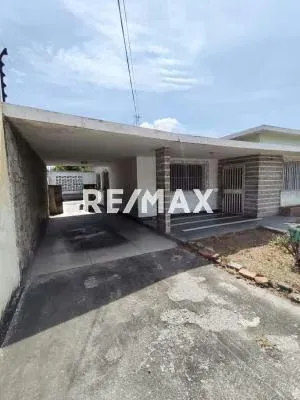 Vendo casa Comercial en Centro Este de Barquisimeto - 3