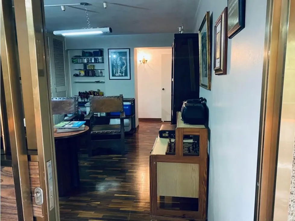 Vendo apartamento 330m2 La Lagunita 2046 - 15