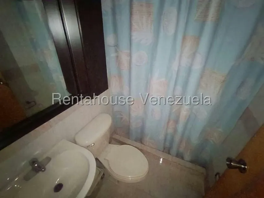Apartamento (1 Nivel) en Alquiler en La Trigaleña, Carabobo - 16