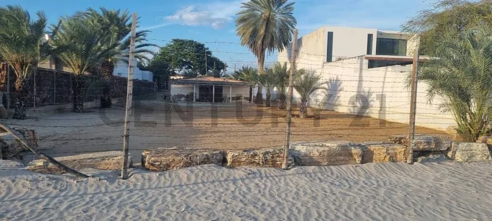 Terreno a Orilla del mar con playa privada en Playa el Yaque - 5