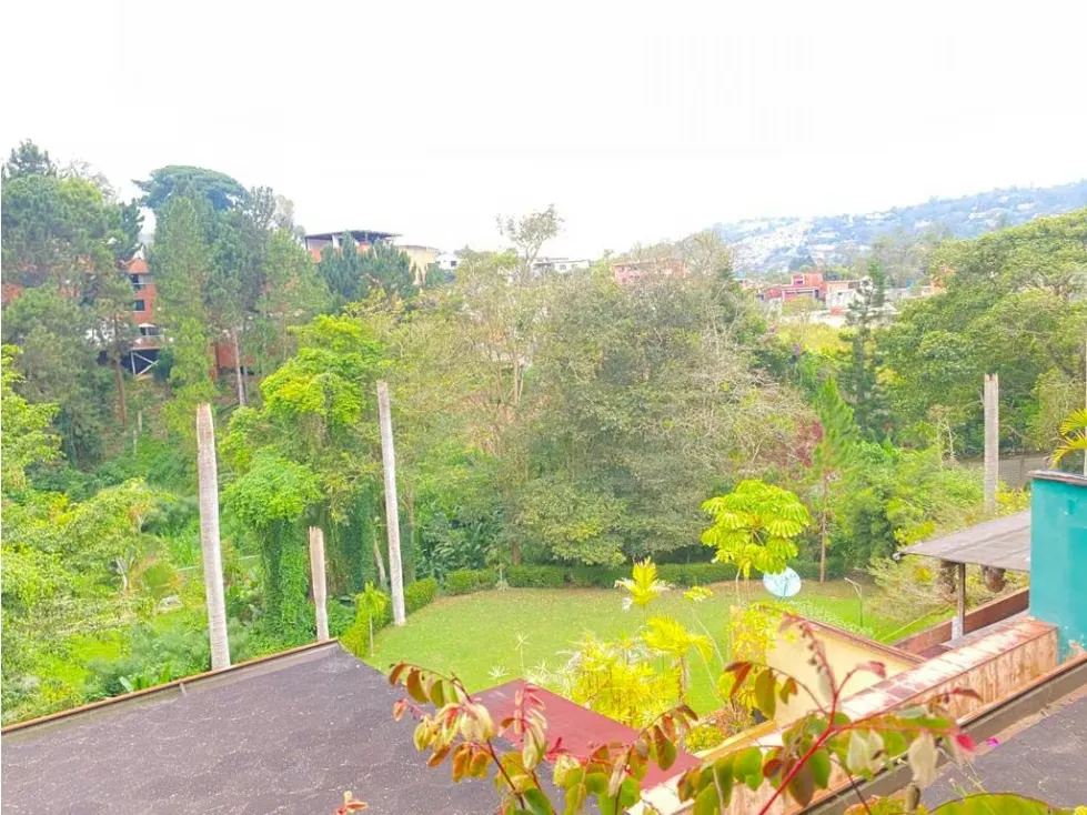 Vendo Townhouse en Urbanización La Unión - 2