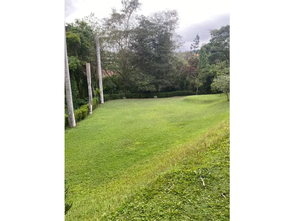 Vendo Townhouse en Urbanización La Unión - 3