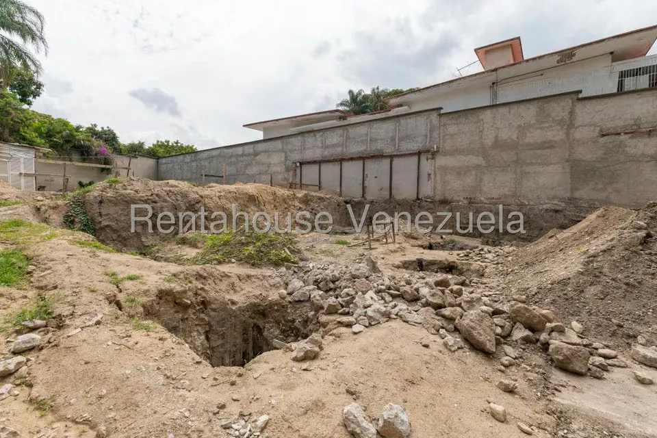 Terreno (Residencial) en Venta en La Floresta, Distrito Metropolitano - 5