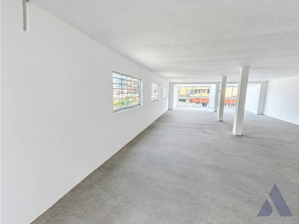 Se vende casa 600m2 Bello Monte 0822 - 7