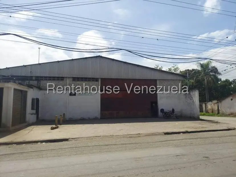 Comercial (Galpon - Deposito) en Venta en Los Guayos, Carabobo