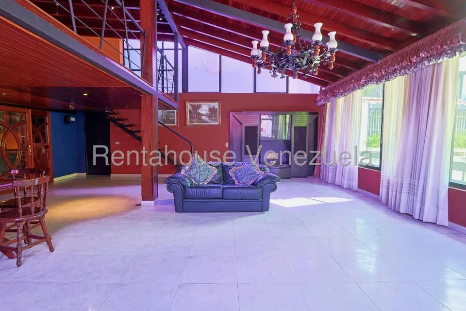 Apartamento (Duplex) en Venta en Miranda, Distrito Metropolitano - 33