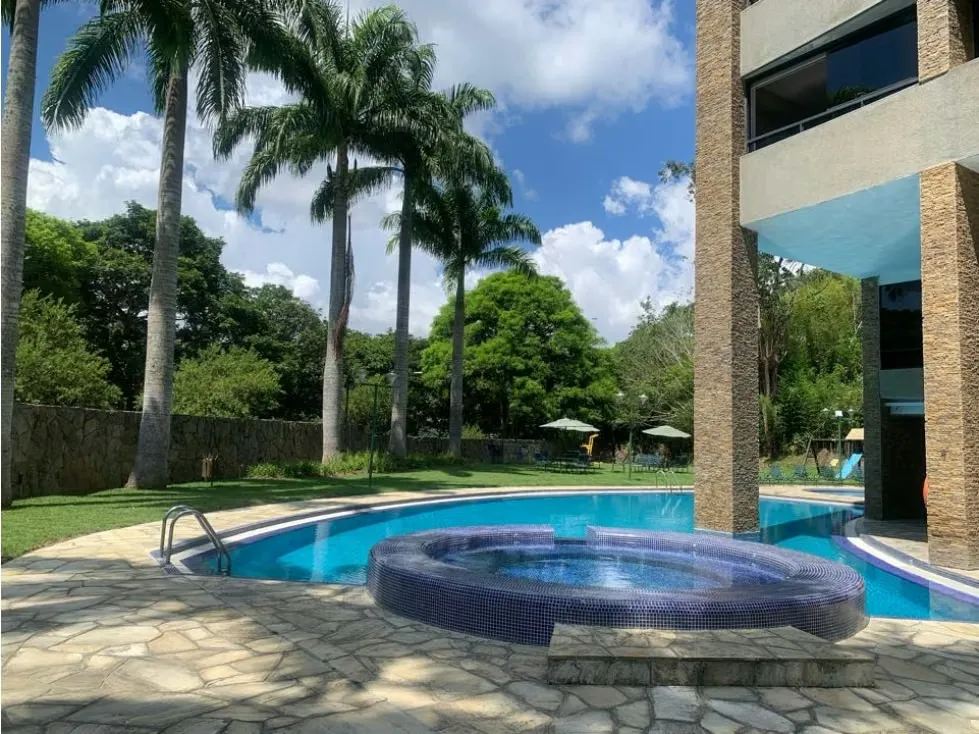 Se vende apartamento 269m2 La Lagunita 9959 - 2