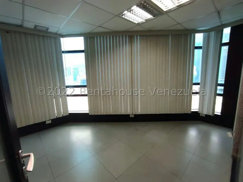 Oficina en Alquiler en Sabana Grande, Distrito Metropolitano - 6